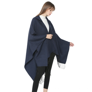 Heißer Verkauf Frauen mit Kapuze Cape Quasten Schal Schal mit Wrap Pullover Pullover Cape